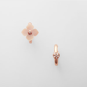 【VENDOME BOUTIQUE】即対応 シェルフラワー イヤーカフ シェルフラワー イヤーカフ（VBSE3000H_DW）｜イヤーカフ