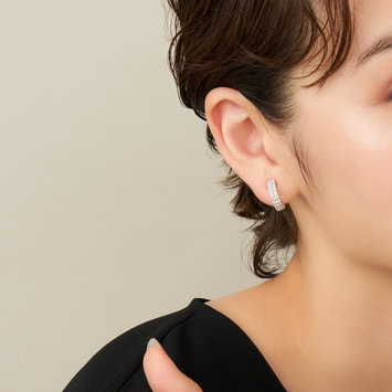 《STORY12月号掲載》キュービックジルコニア イヤリング