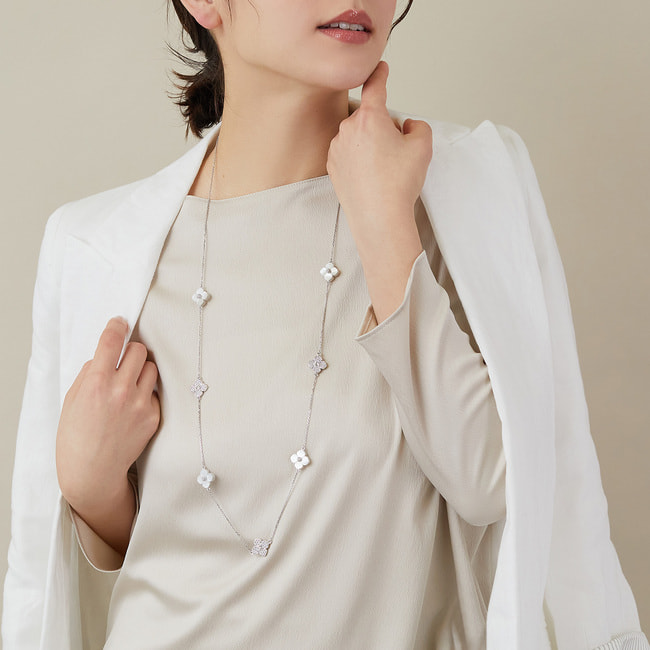 シェルフラワー パヴェステーションネックレス