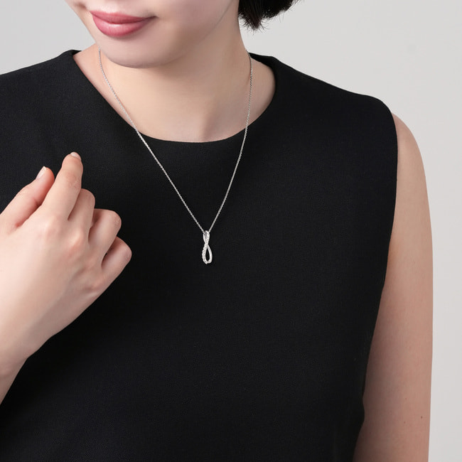 ウェーブ ネックレス