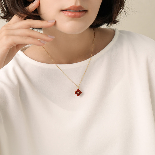 カーネリアン フラワー ネックレス