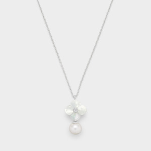 VENDOME BOUTIQUE シルバー スライドネックレス VBMN200050BP シェルフラワー スライドネックレス｜ネックレス