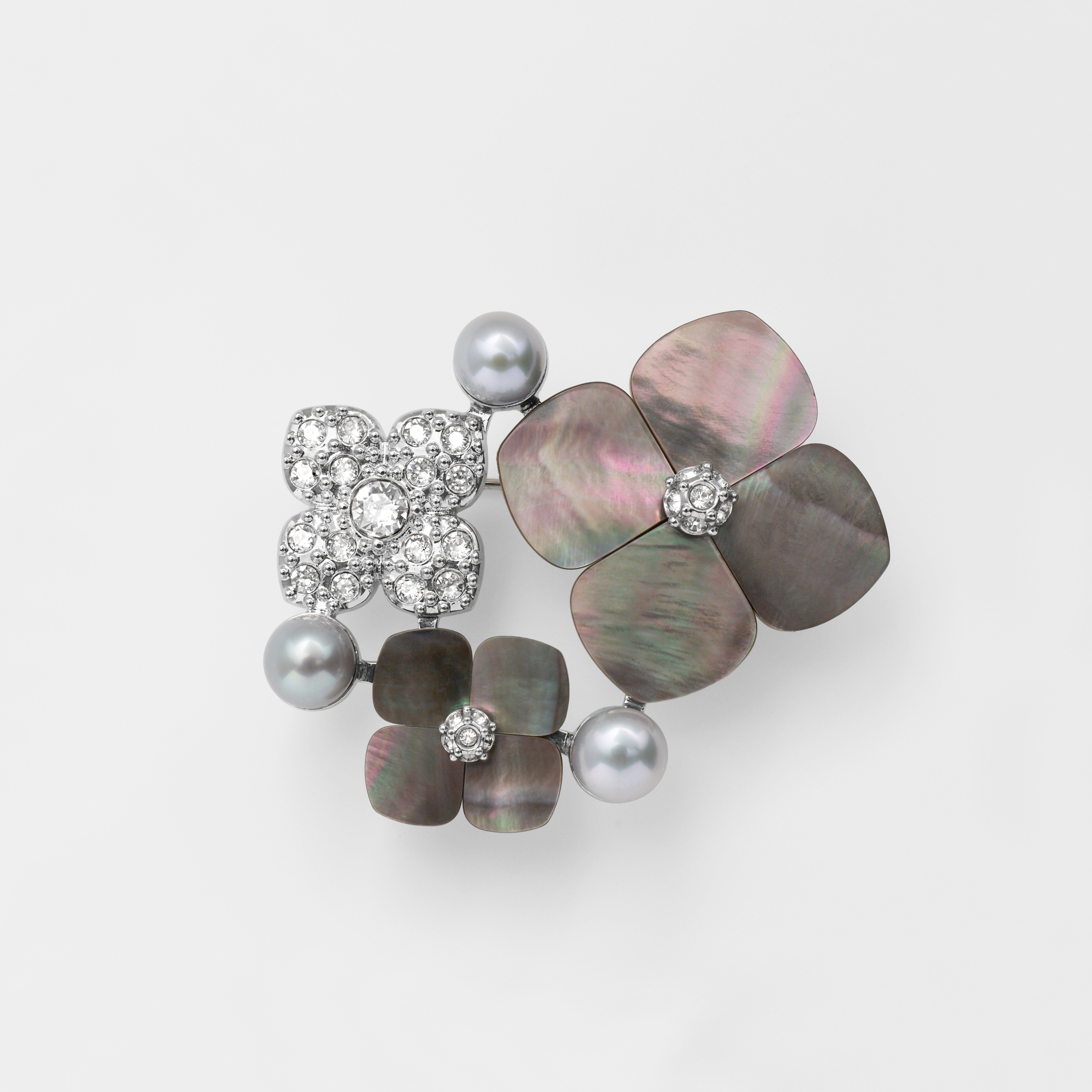 VBMV3005__UD シェルフラワー 淡水パールブローチ｜ブローチ