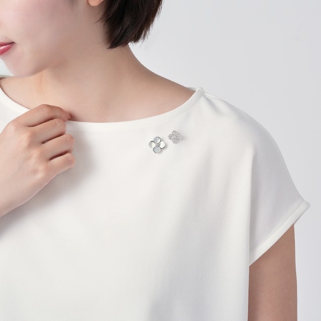 シェルフラワー ブローチ 2点セット