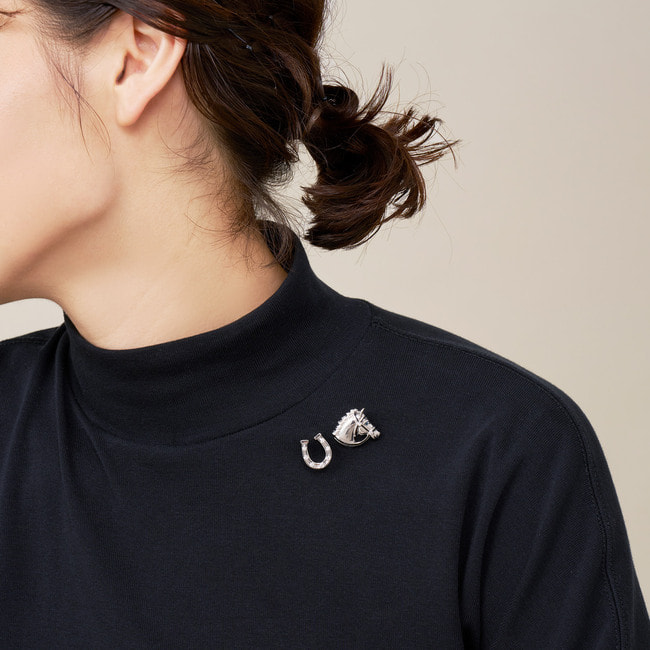 《STORY12月号掲載》ホースシュー& 馬 ブローチ2点セット