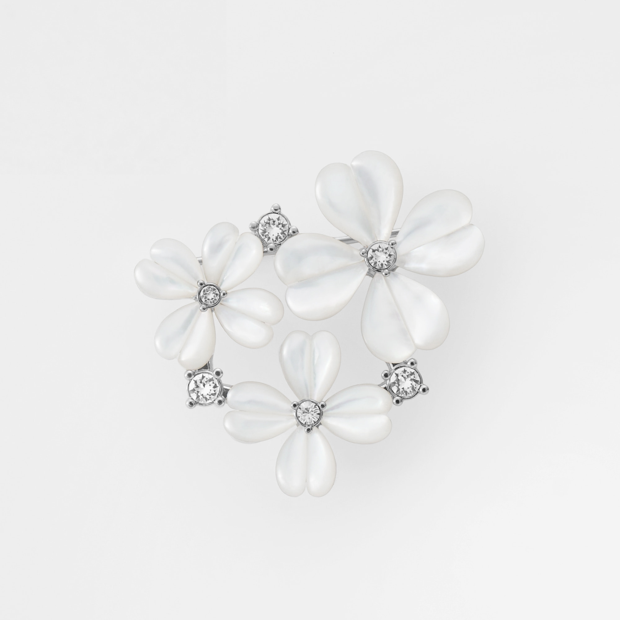 シェルクローバー ブローチ