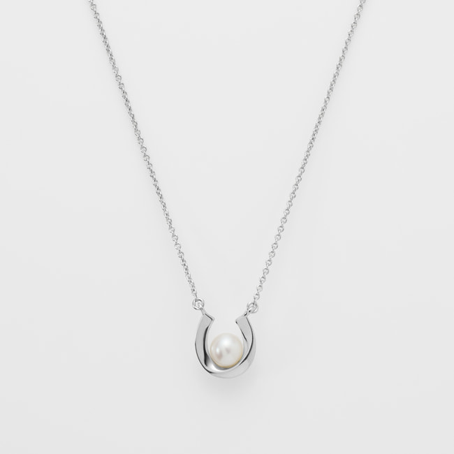 ホースシュー 淡水パール ネックレス