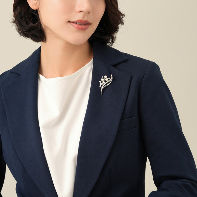 すずらん 淡水パール ブローチ