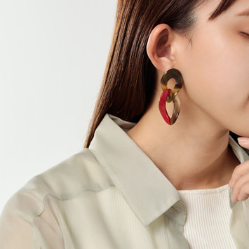 水牛 ピアス｜ヴァンドームブティック（VENDOME BOUTIQUE