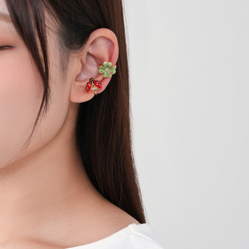 【VENDOME BOUTIQUE】x FEILER ピアス・ポーチセット VERY5月号掲載》【フェイラーコラボレーション】ピアス・ポーチ