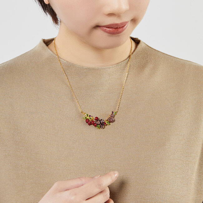 ベリー ネックレス