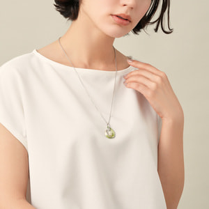 VENDOME BOUTIQUE白蝶貝花モチーフネックレス VENDOME BOUTIQUE シルバー925 花モチーフ 白蝶貝ネックレス