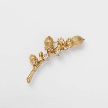 どんぐり ブローチ