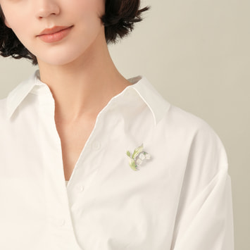 白蝶貝 すずらん ブローチ