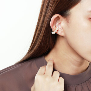 Gakh near and dear パールイヤーカフ ロング チェーン × パール イヤーカフ – GOLDY Onlinestore