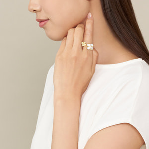 美品♡白蝶貝 バラモチーフリング♡蝶々モチーフリング 2本セット ヴァンドーム 美品♡白蝶貝 バラモチーフリング♡蝶々モチーフリング 2本