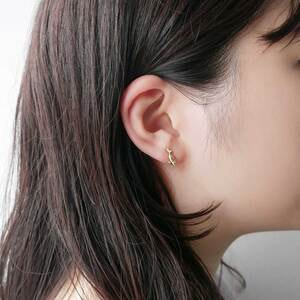 VENDOME BOUTIQUE アザラシ ピアス　k10 魚キャッチなし VENDOME BOUTIQUE アザラシ ピアス k10 魚キャッチなし - メルカリ